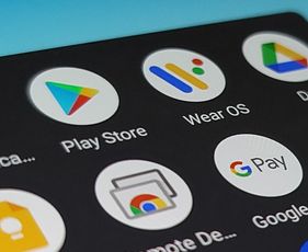 Study: Highest-ranking apps on Google store have either black, red or white Icons