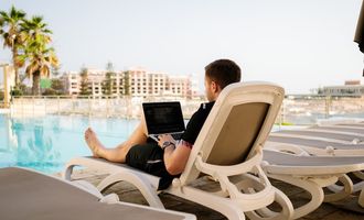 Number of Expats by Country: An Overview