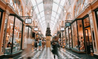 Holiday Spending Statistics to Know About in 2023