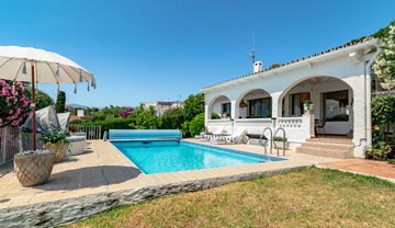 Money Transfer Tips For Buying (And Selling) Real Estate Abroad