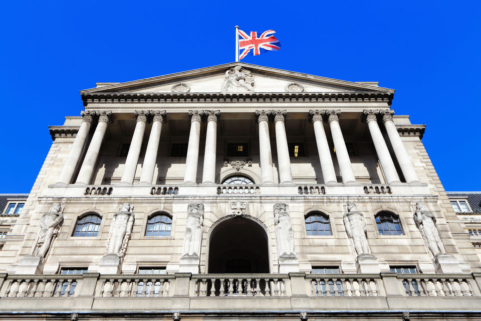 What will happen to the pound if interest rates rise?